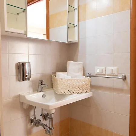 Piazza Mazzini Gæstehus Terracina