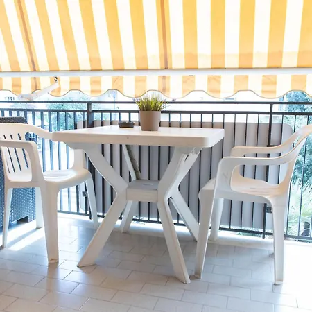 Piazza Mazzini Gæstehus Terracina