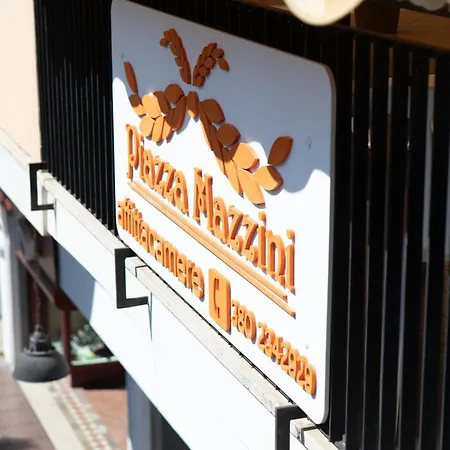 Piazza Mazzini Gæstehus Terracina