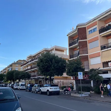 Piazza Mazzini 3* Terracina